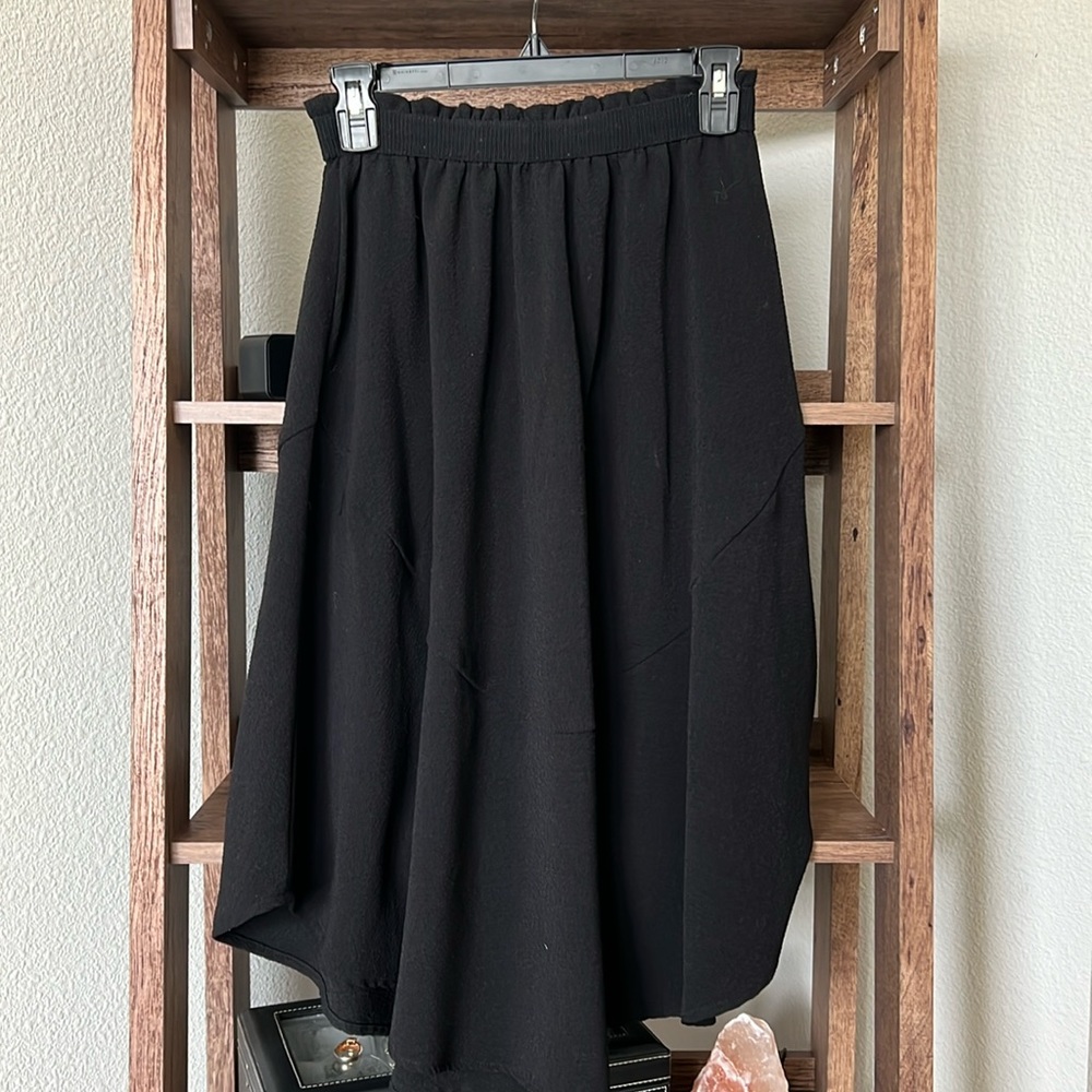 Black flowy skirt